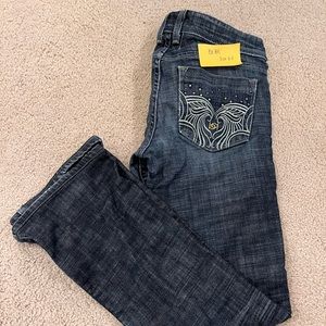 Bebe jean fits 5’1 height hemmed